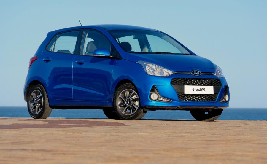  Hyundai Grand i10 2017 года  (ZA) (фото 8 из 19)